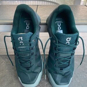 ON Cloud Womens 10W Cloudventure Sea-Almond